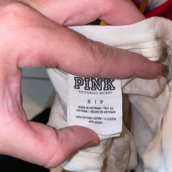 PINK VS tank - Picture 3 of 3